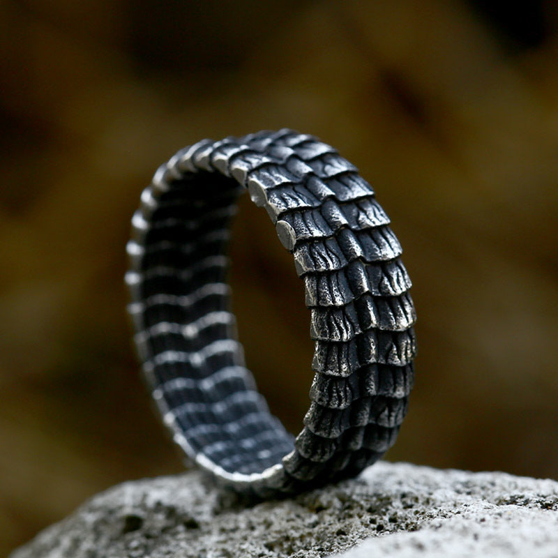 Venta al por mayor Anillos De Escamas De Dragón De Acero De Titanio